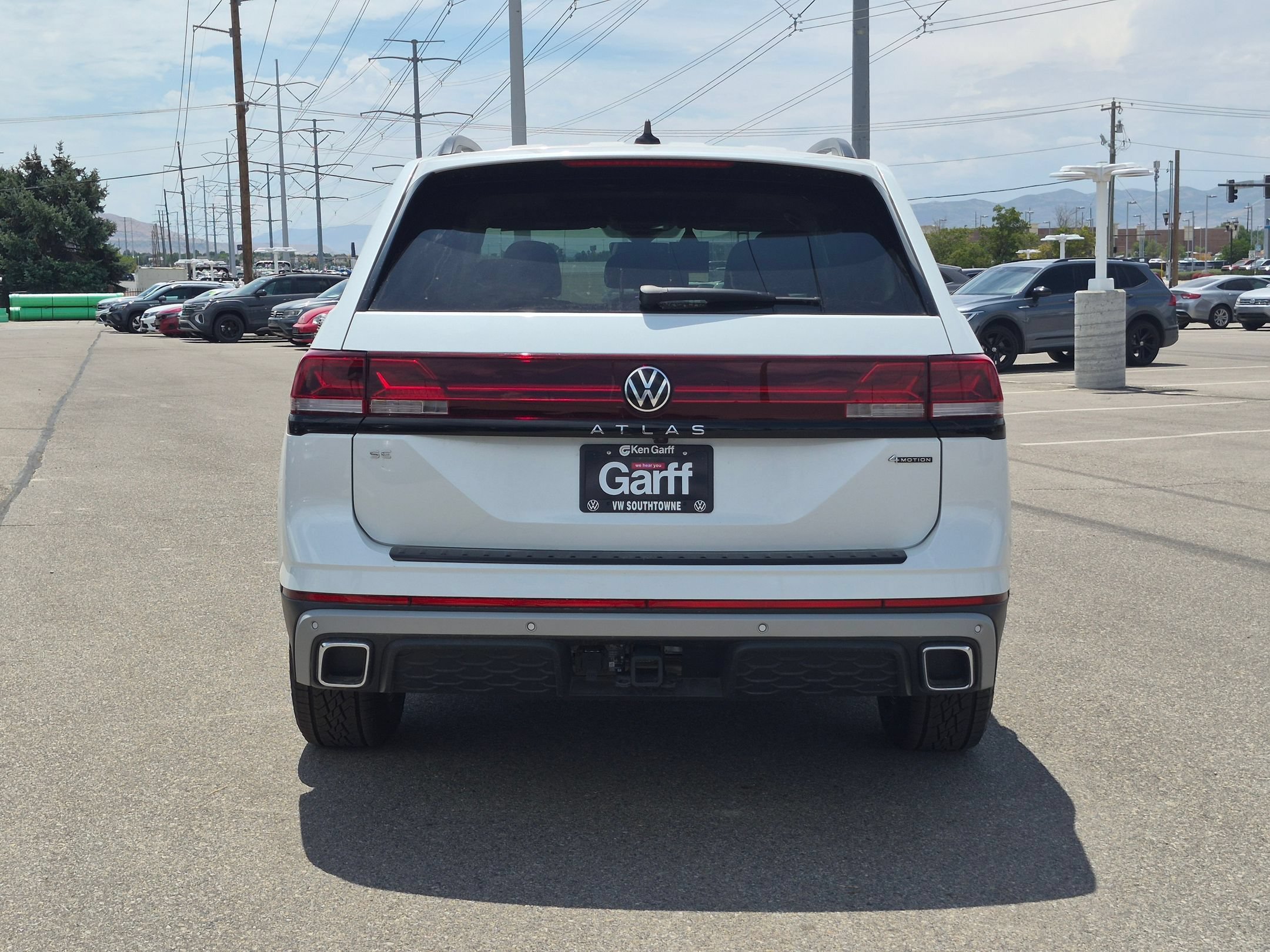 New 2026 Pearl Volkswagen 2.0T Peak Edition image 4