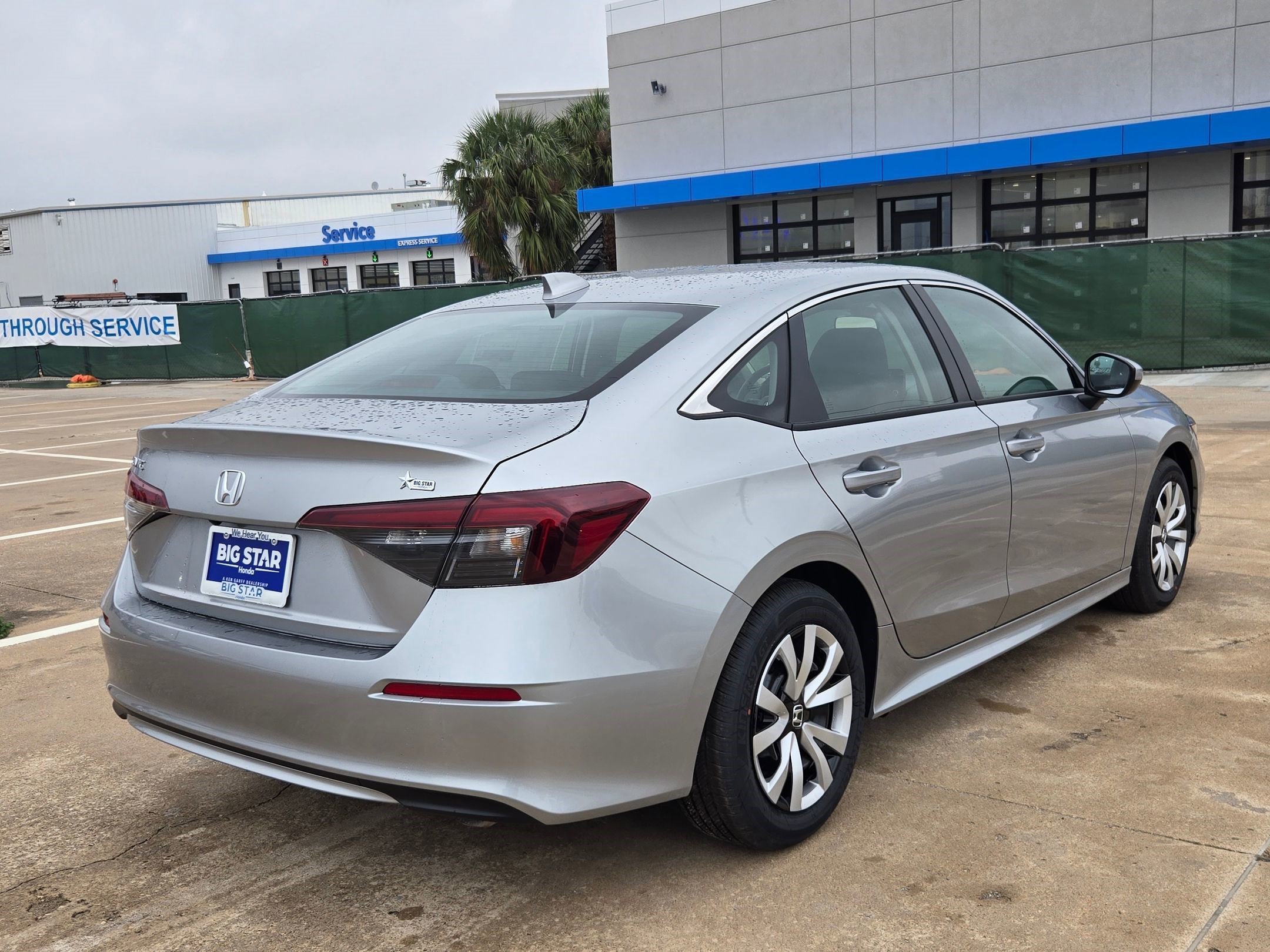 New 2026 Solar Silver Metallic Honda LX image 4