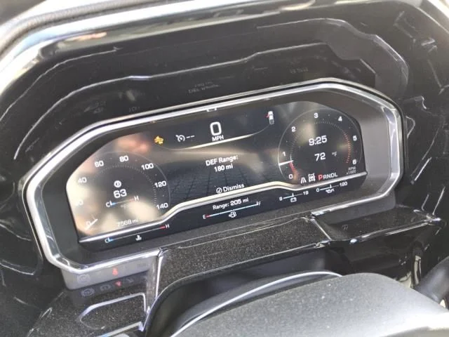 Used 2024 White GMC SLE image 4