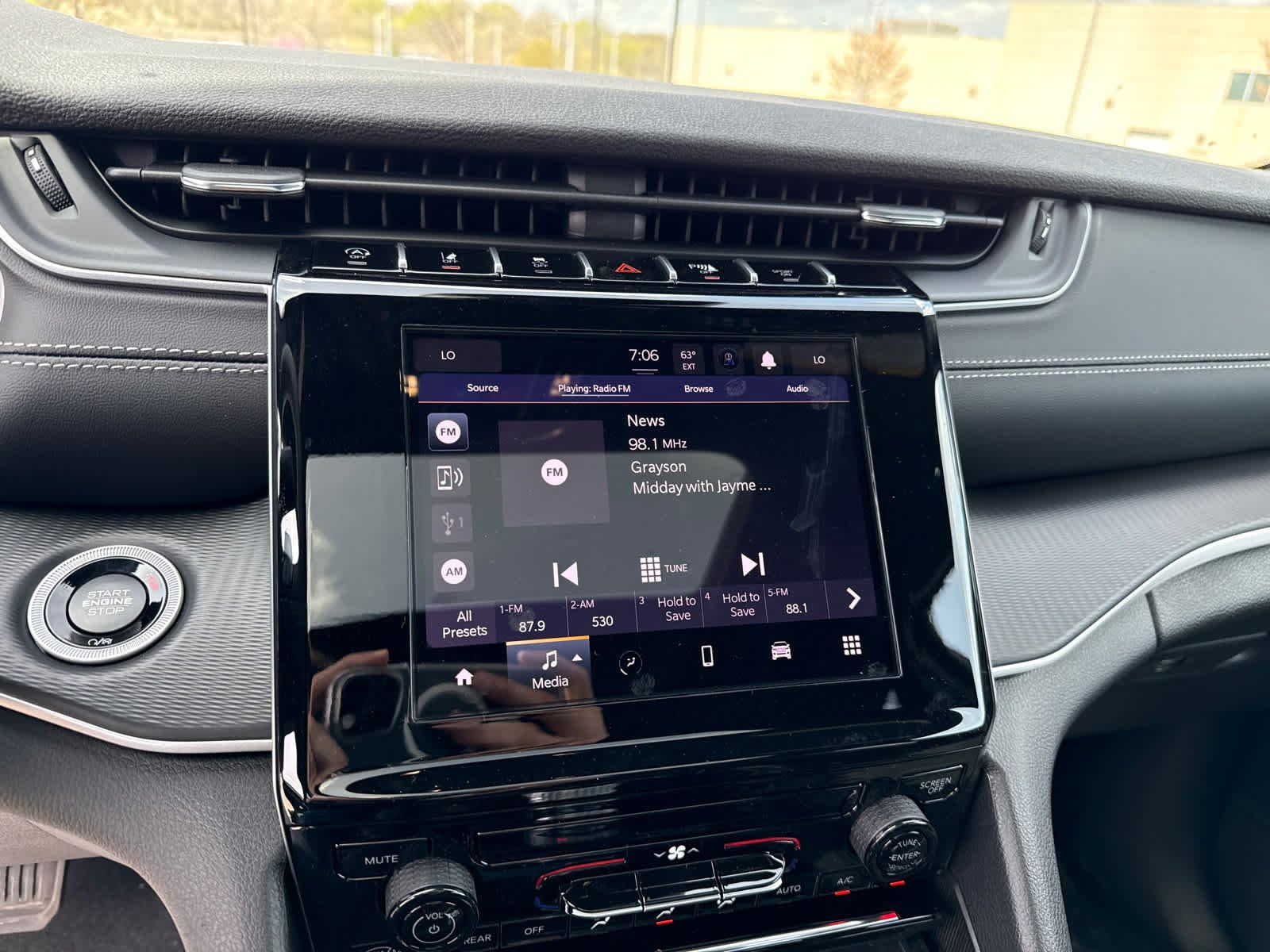 2025 Jeep Grand Cherokee L Laredo - Photo 26