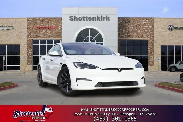 2022 Tesla Model S -'s photo