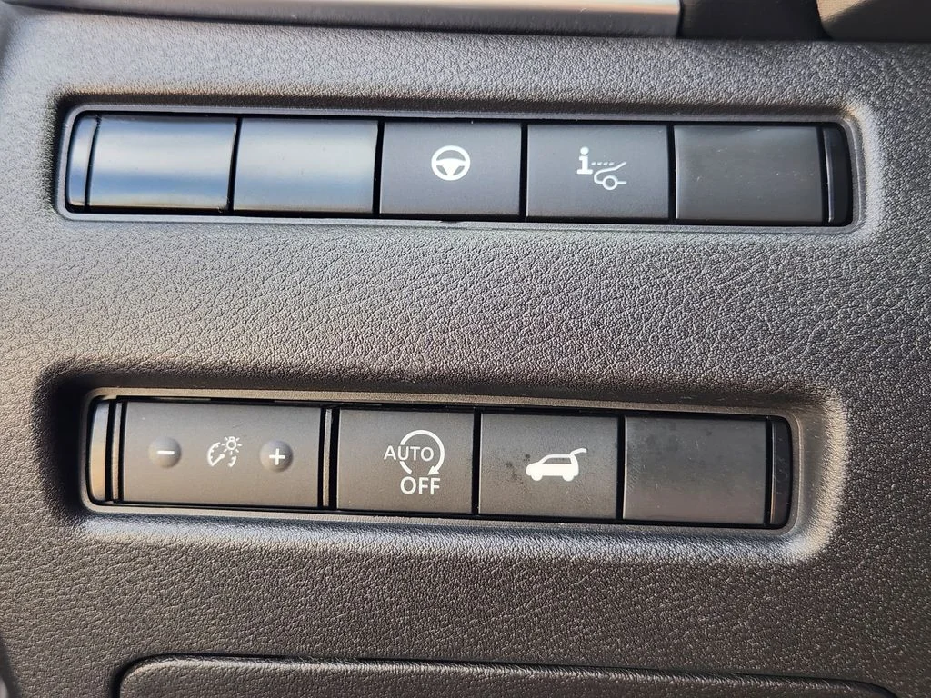 Certified Used 2023 Gray Nissan Platinum image 22