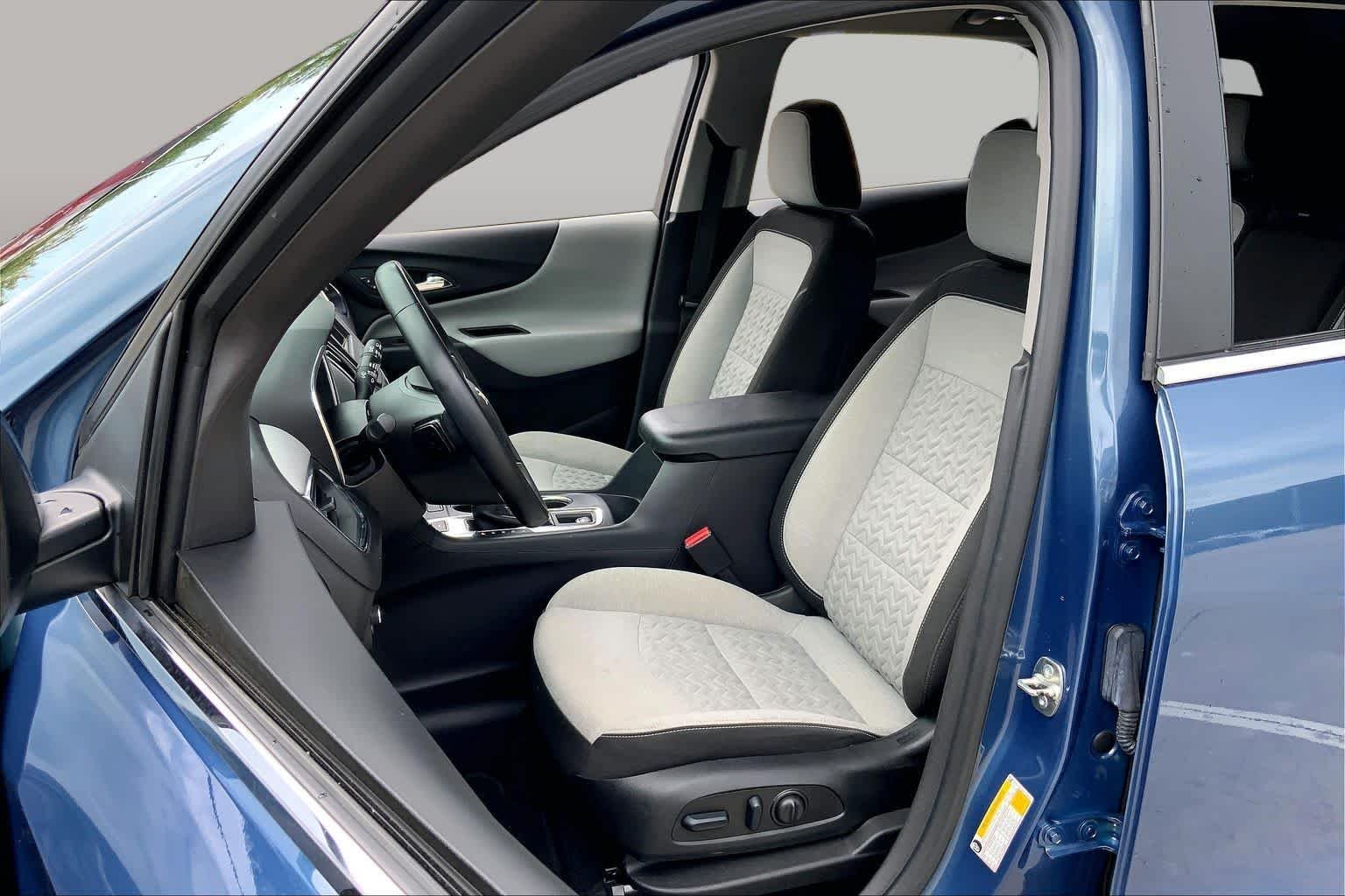 Pre-Owned 2024 Chevrolet Equinox LT