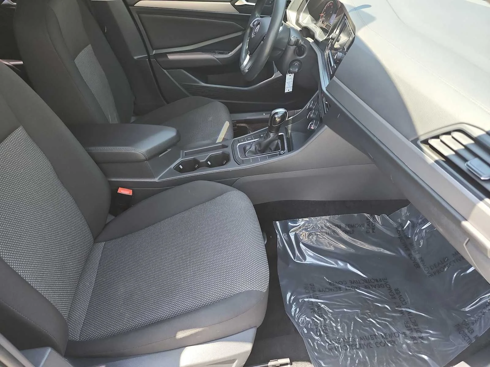 Used 2021 Platinum Gray Metallic Volkswagen S image 18