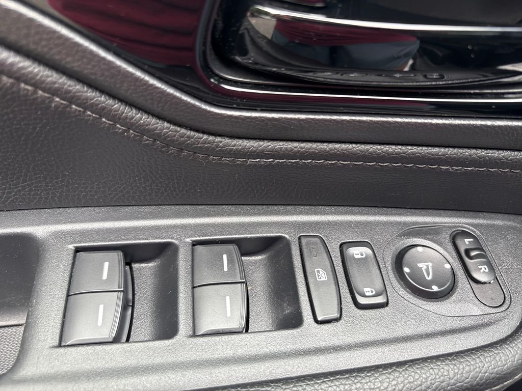 Used 2024 Gray Honda Touring image 13
