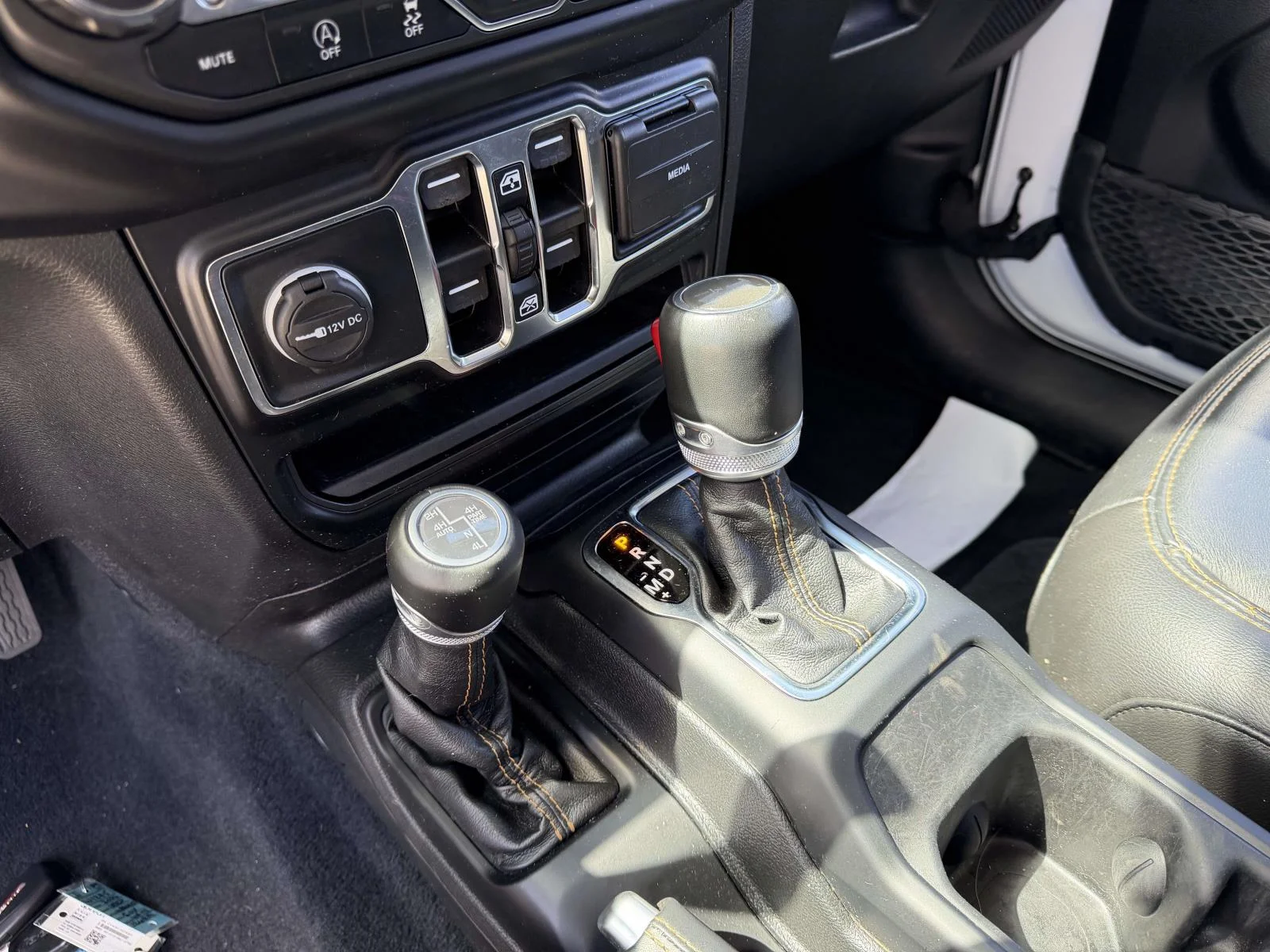 Used 2022 White Jeep Unlimited Sahara High Altitude image 27