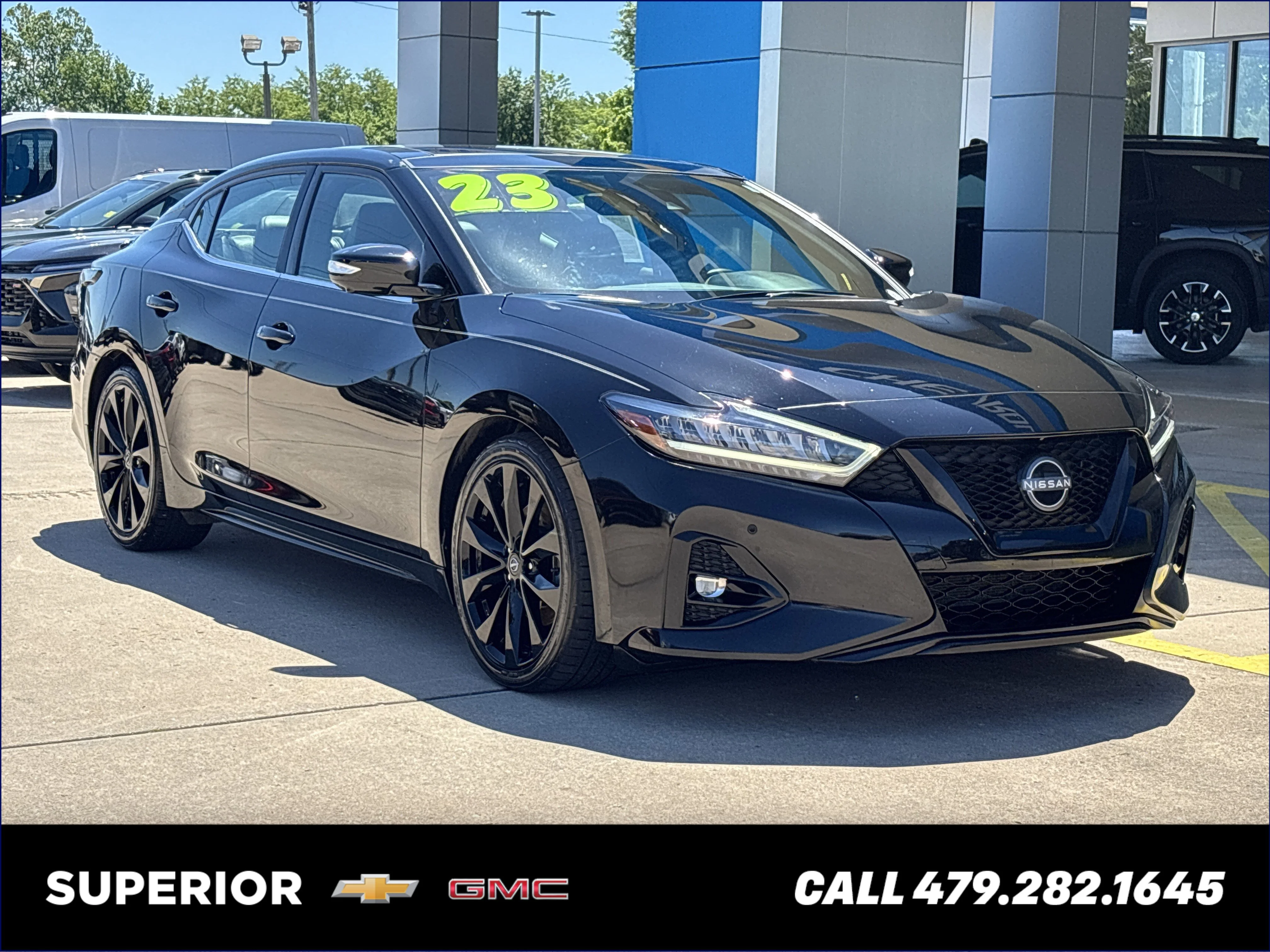 2023 Nissan Maxima SR's photo