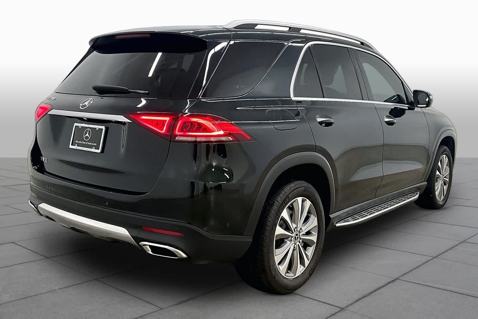 Used 2020 Emerald Green Metallic Mercedes-Benz GLE 350 image 13