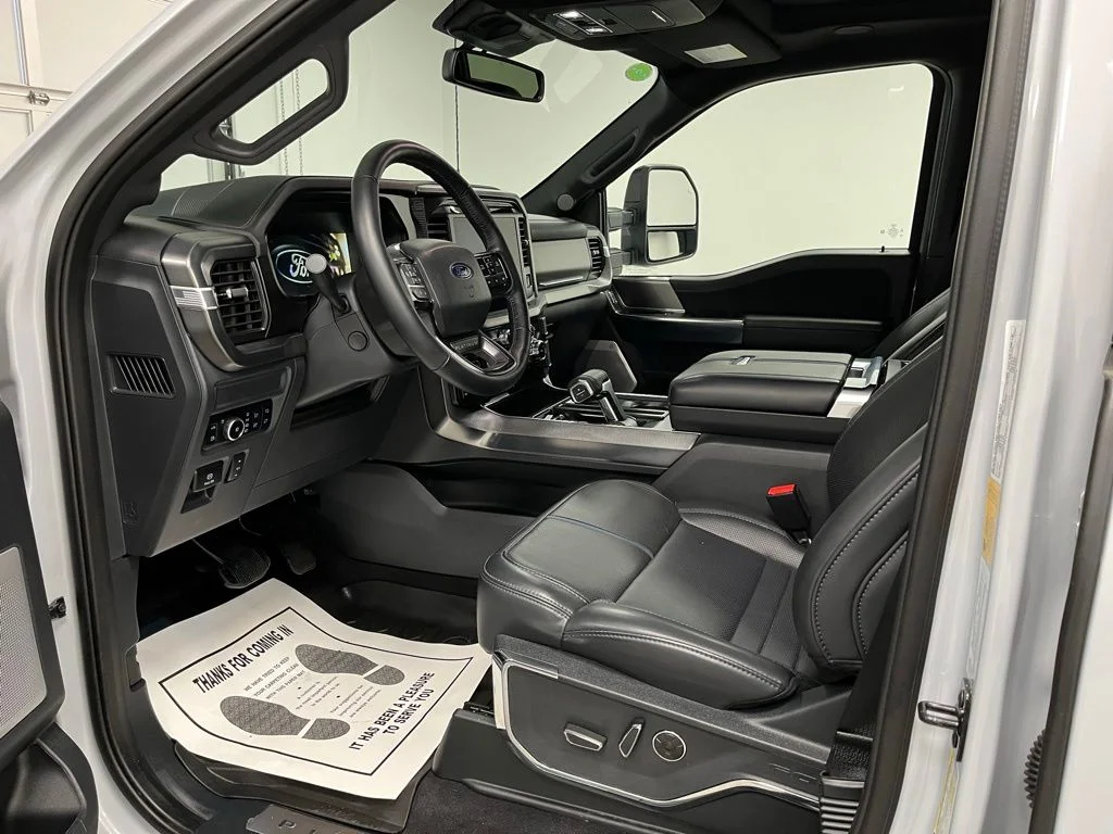 Used 2025 Gray Ford Platinum image 20