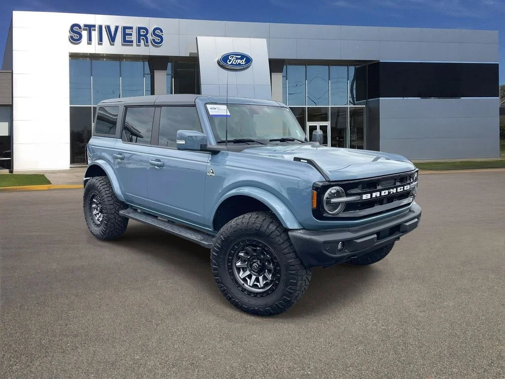 Certified Used 2024 Gray Ford Outer Banks image 1