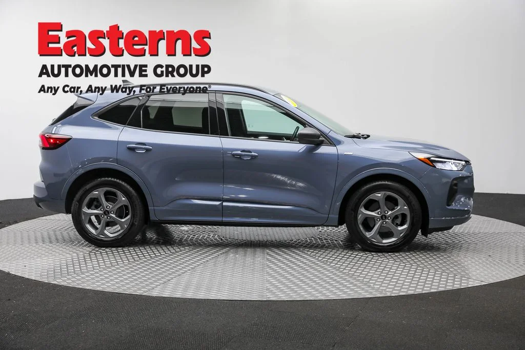 Used 2024 Blue Ford ST-Line image 4