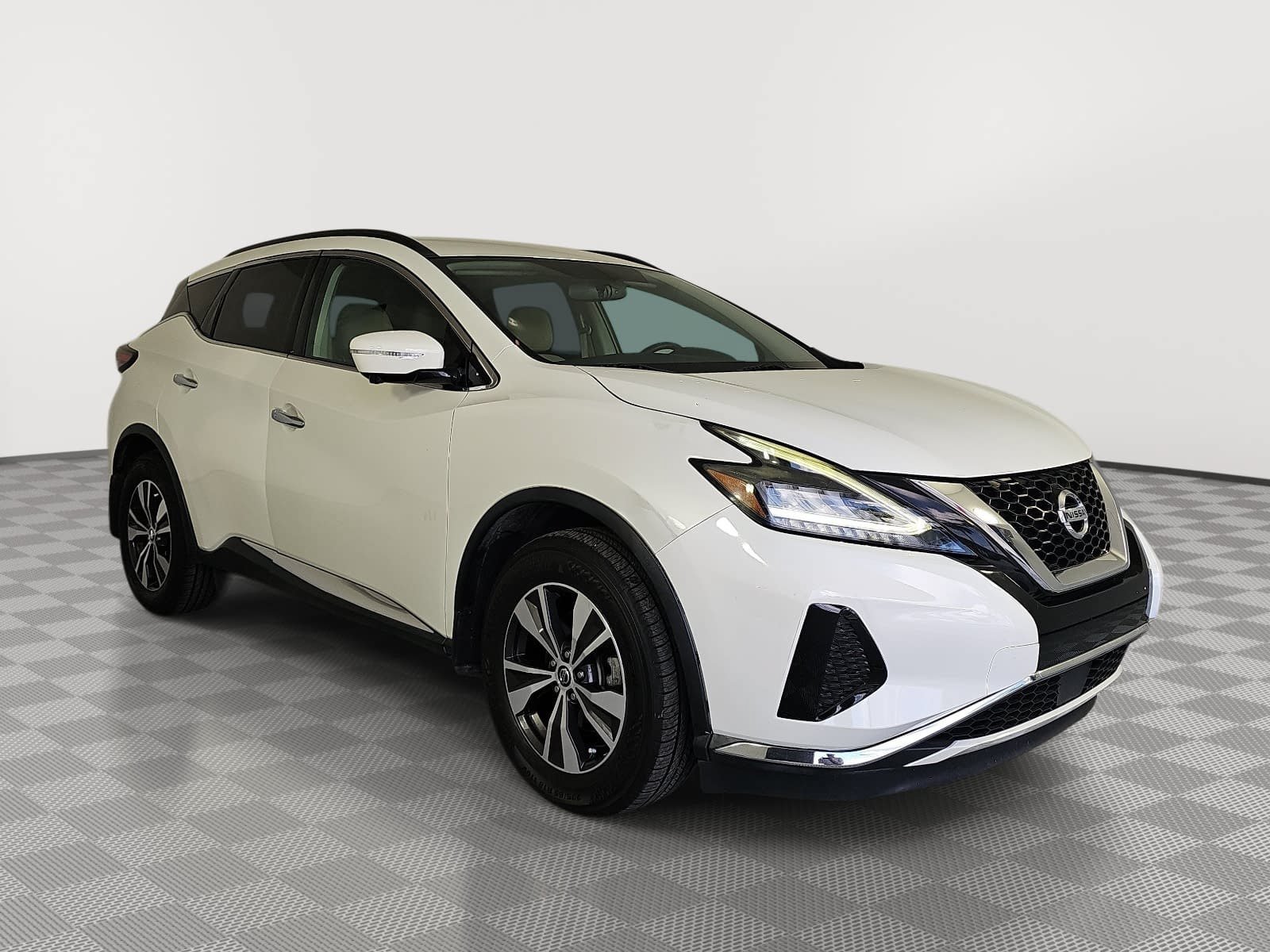 Used 2019 White Nissan SV image 2