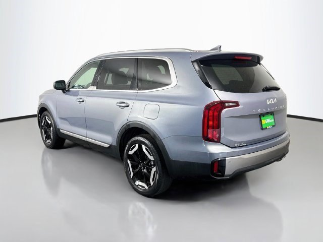 Used 2024 Everlasting Silver Kia S image 5