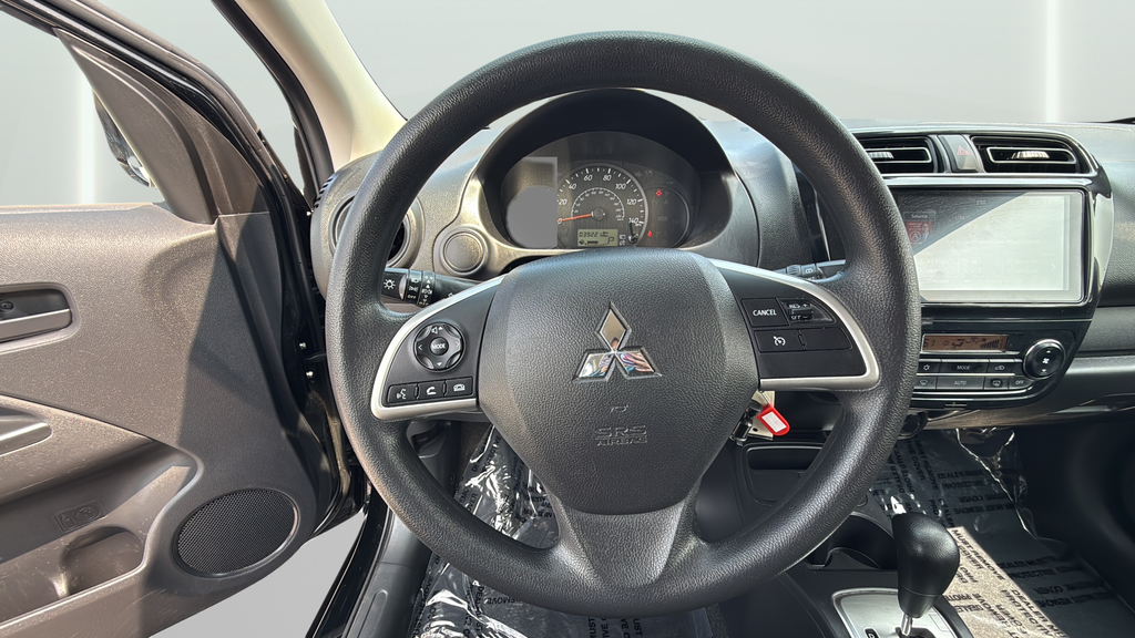 Used 2024  Mitsubishi ES image 22