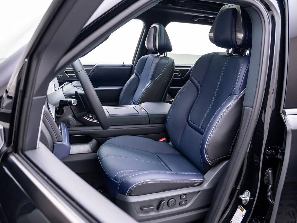 Certified Used 2026 Black INFINITI SPORT image 17