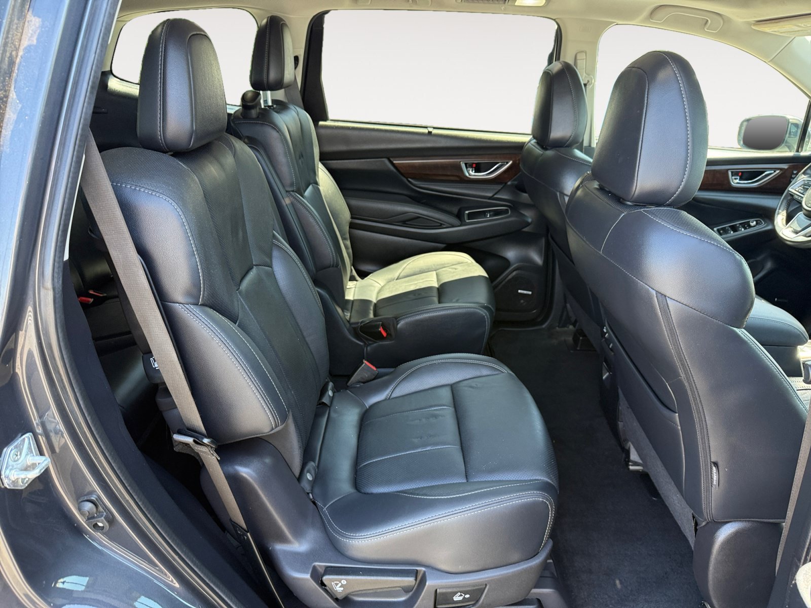 Used 2023 Gray Metallic Subaru Touring image 19