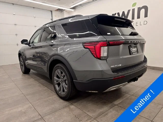 New 2027 Carbonized Gray Metallic Ford Active image 3