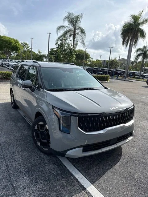 Used 2025 White Kia EX image 1
