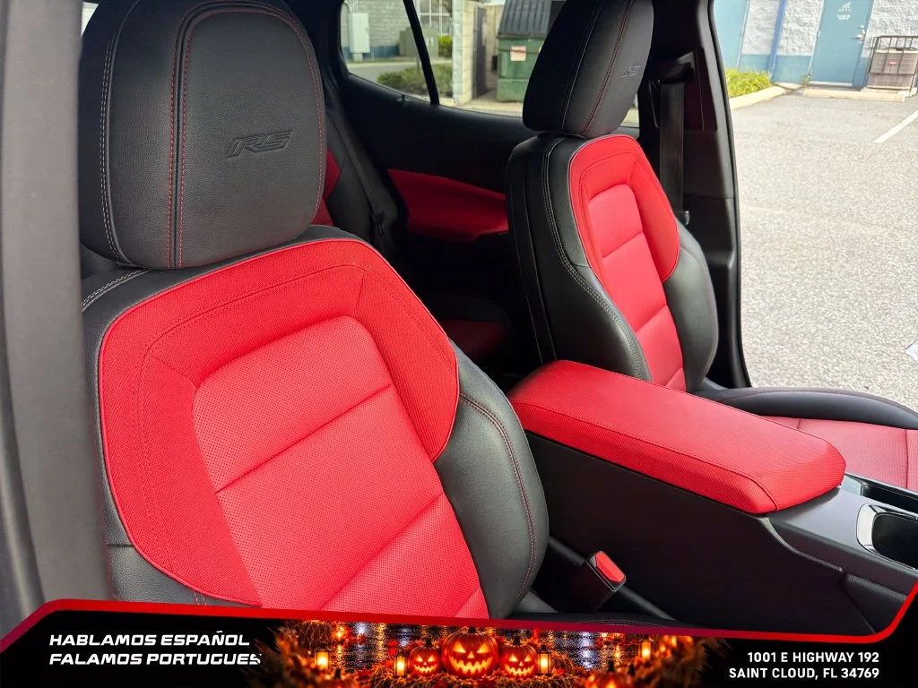 Used 2024 Summit White Chevrolet 2RS image 34