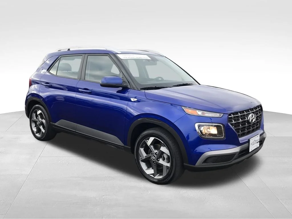 Used 2025 Blue Hyundai SEL image 3