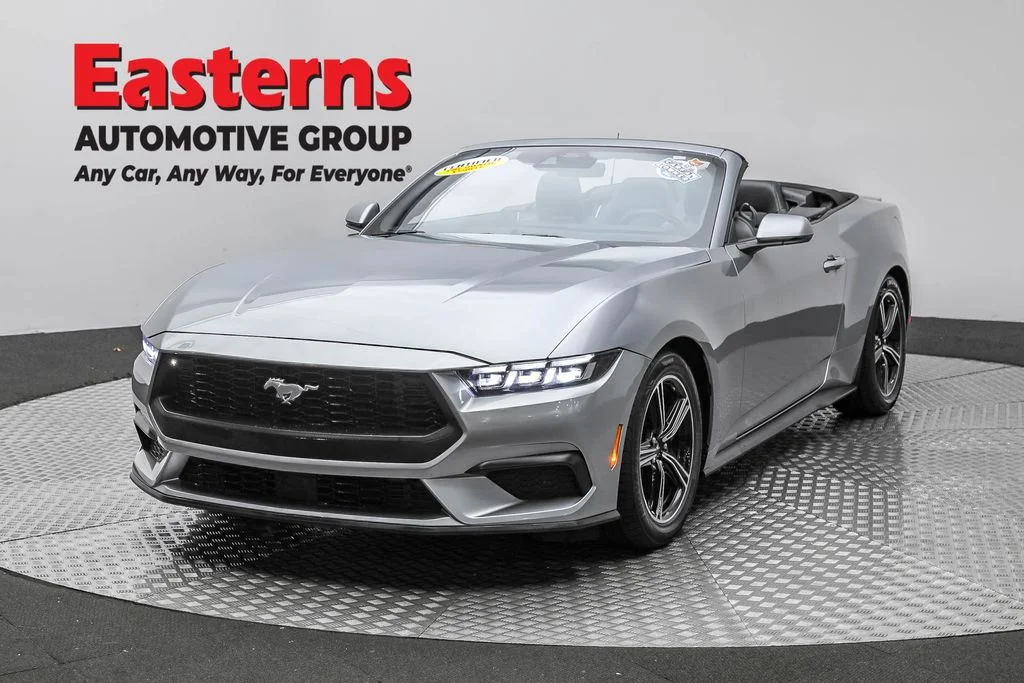 Used 2024 Silver Ford EcoBoost Premium image 1