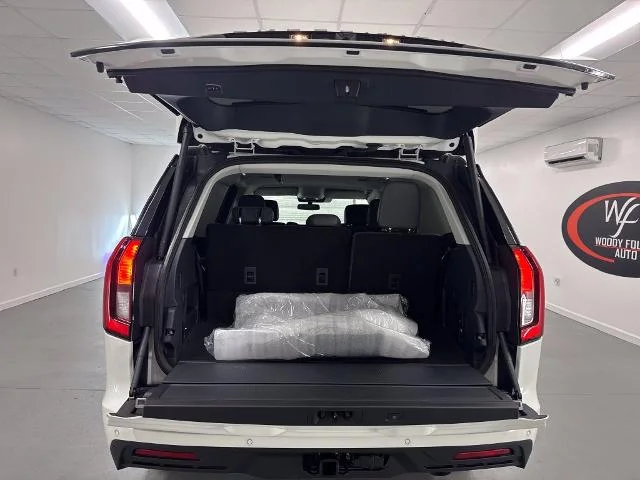 New 2026 Star White Metallic Tri-Coat Ford Active image 25