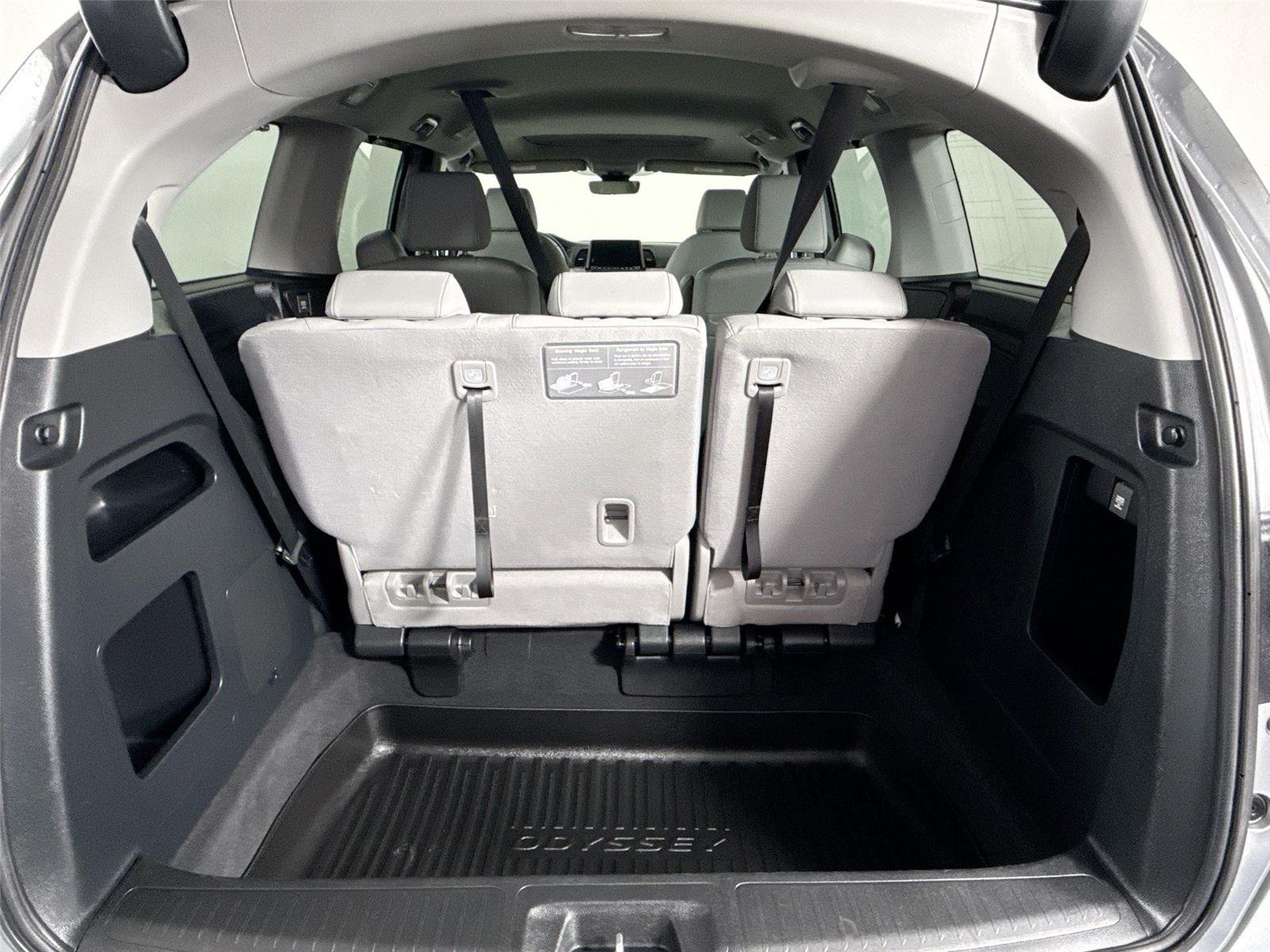 Used 2023 Lunar Silver Metallic Honda EX-L image 37