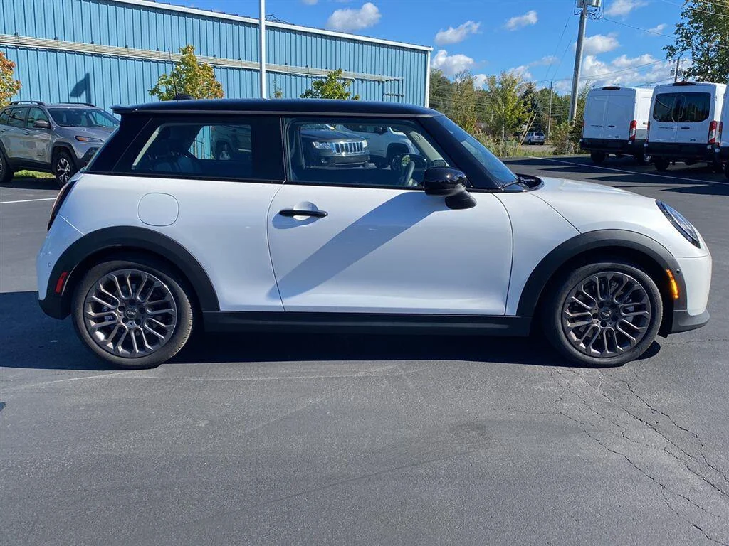 Used 2025 White Metallic MINI Cooper S image 12