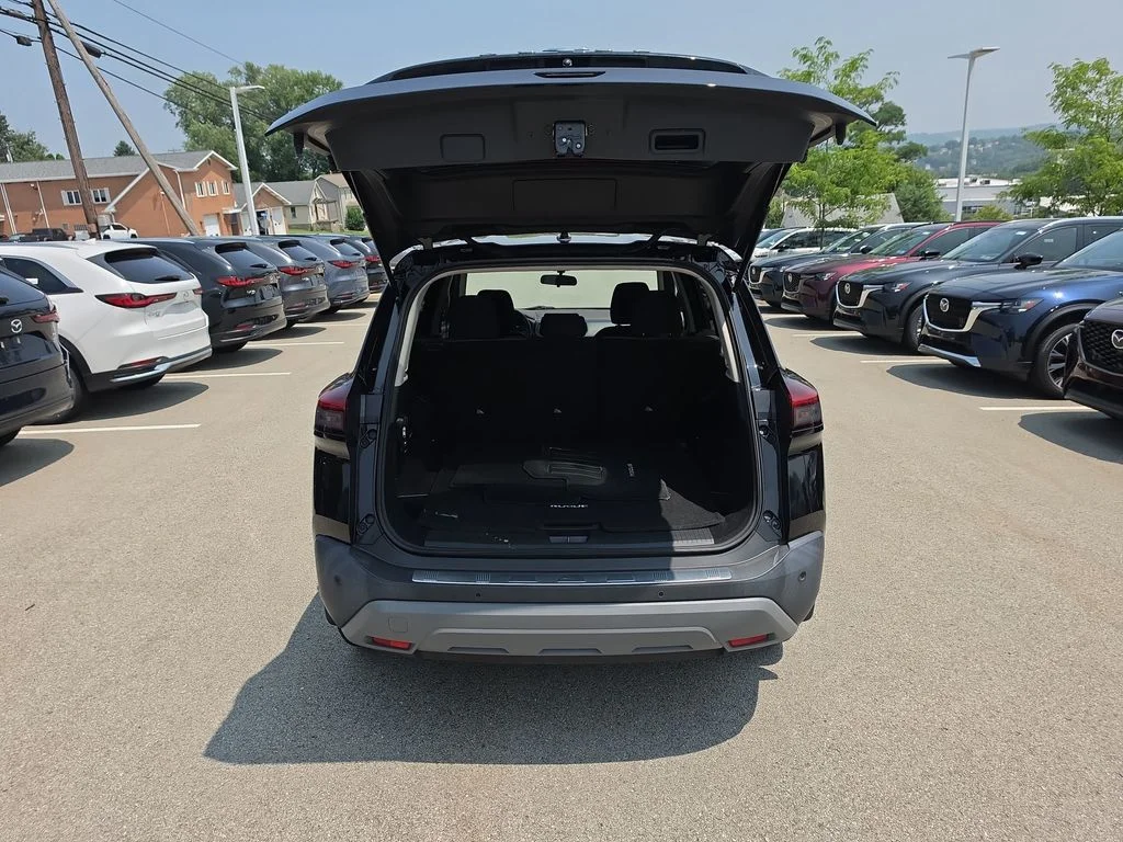 Used 2021 Black Nissan SV image 13