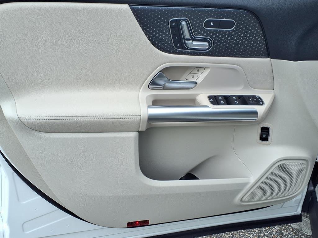 Certified Used 2026 Polar White Mercedes-Benz GLA 250 image 14