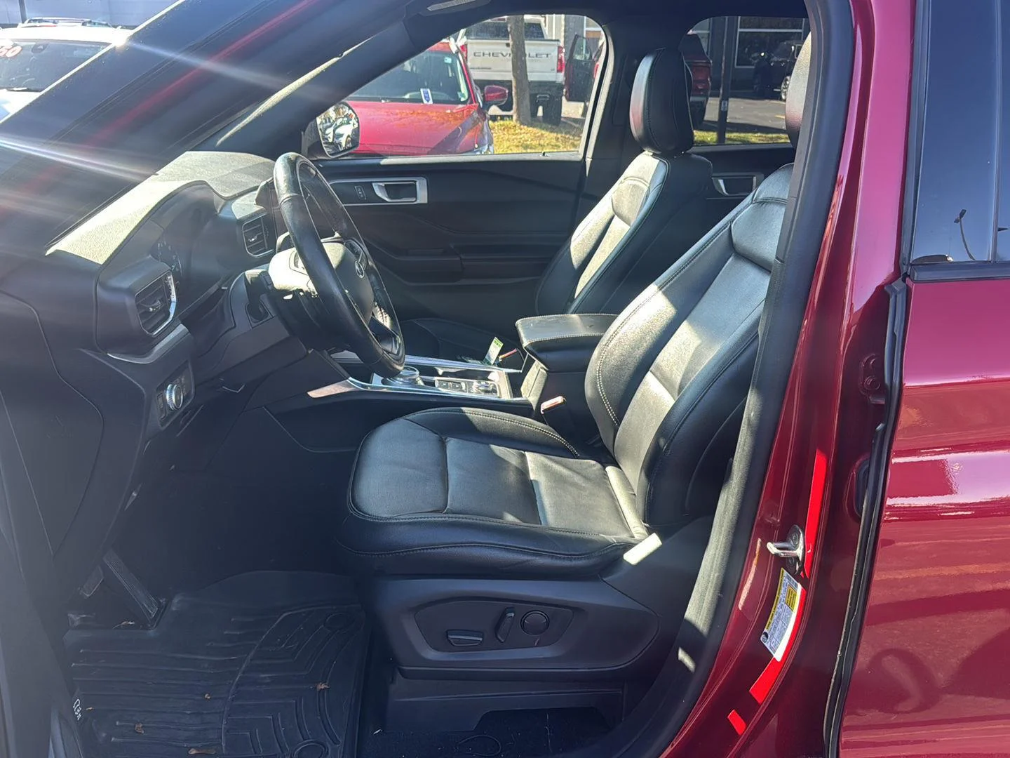 Used 2020 Rapid Red Metallic Tinted Clearcoat Ford XLT image 9
