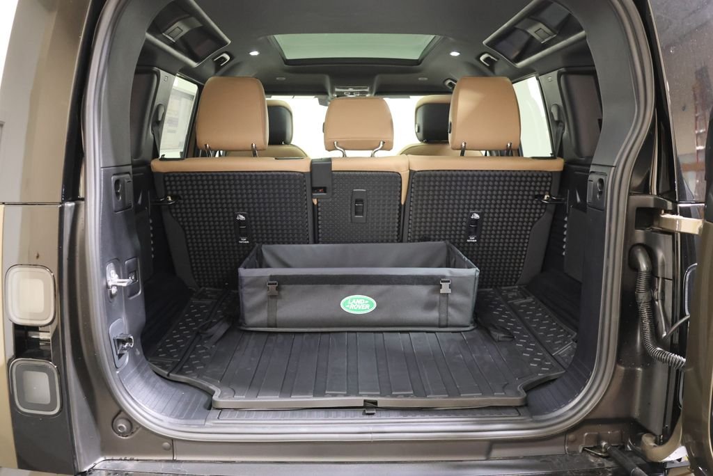 2026 Land Rover Defender X-Dynamic SE - Photo 47