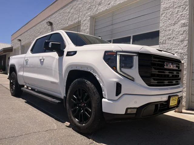 Used 2024 White GMC Elevation image 10