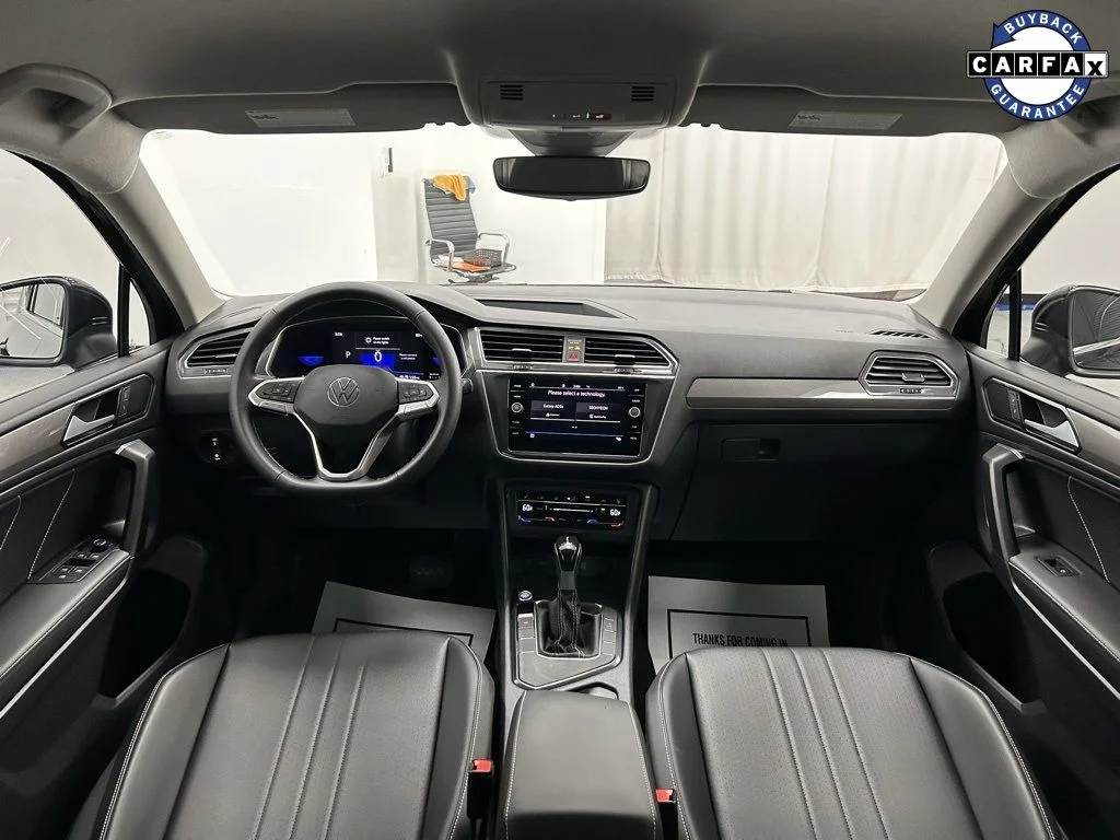 2022 Volkswagen Tiguan SE - Photo 11