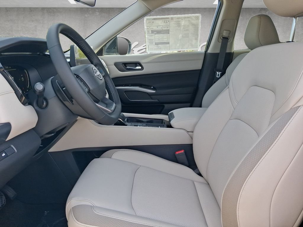New 2026 Everest White Pearl TriCoat Nissan SL image 20