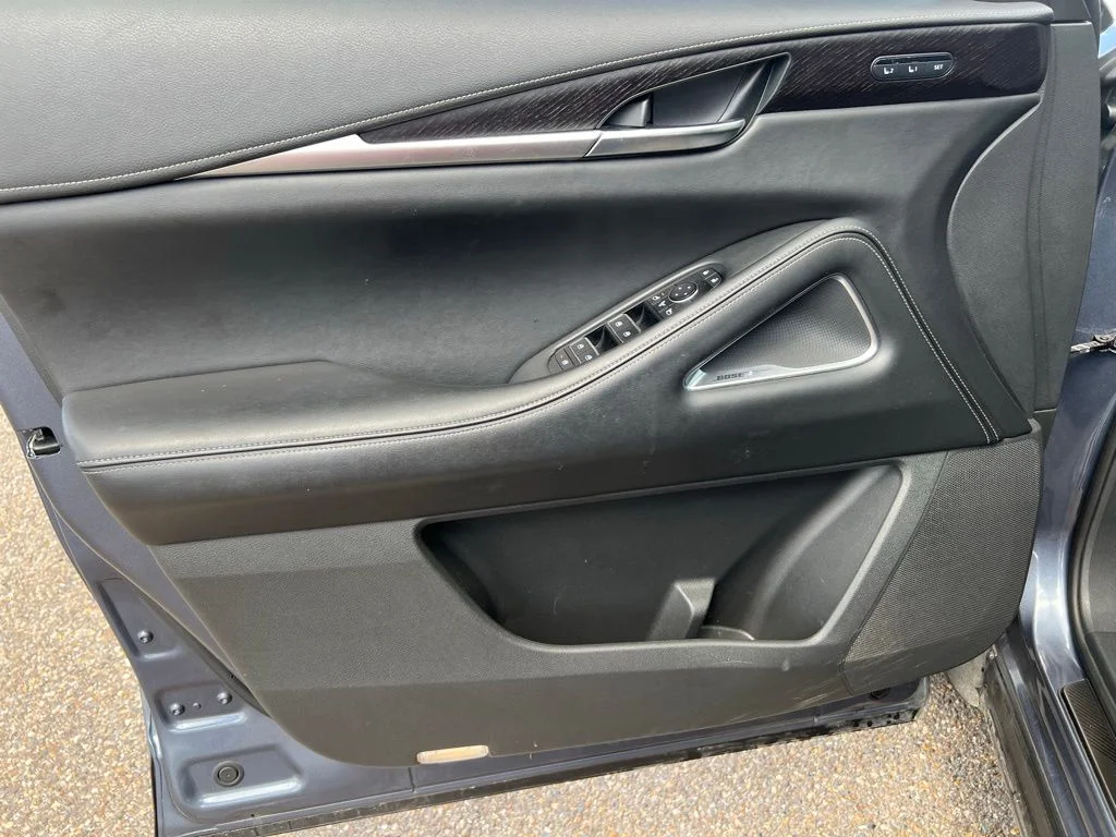 Used 2023 Blue INFINITI Sensory image 9