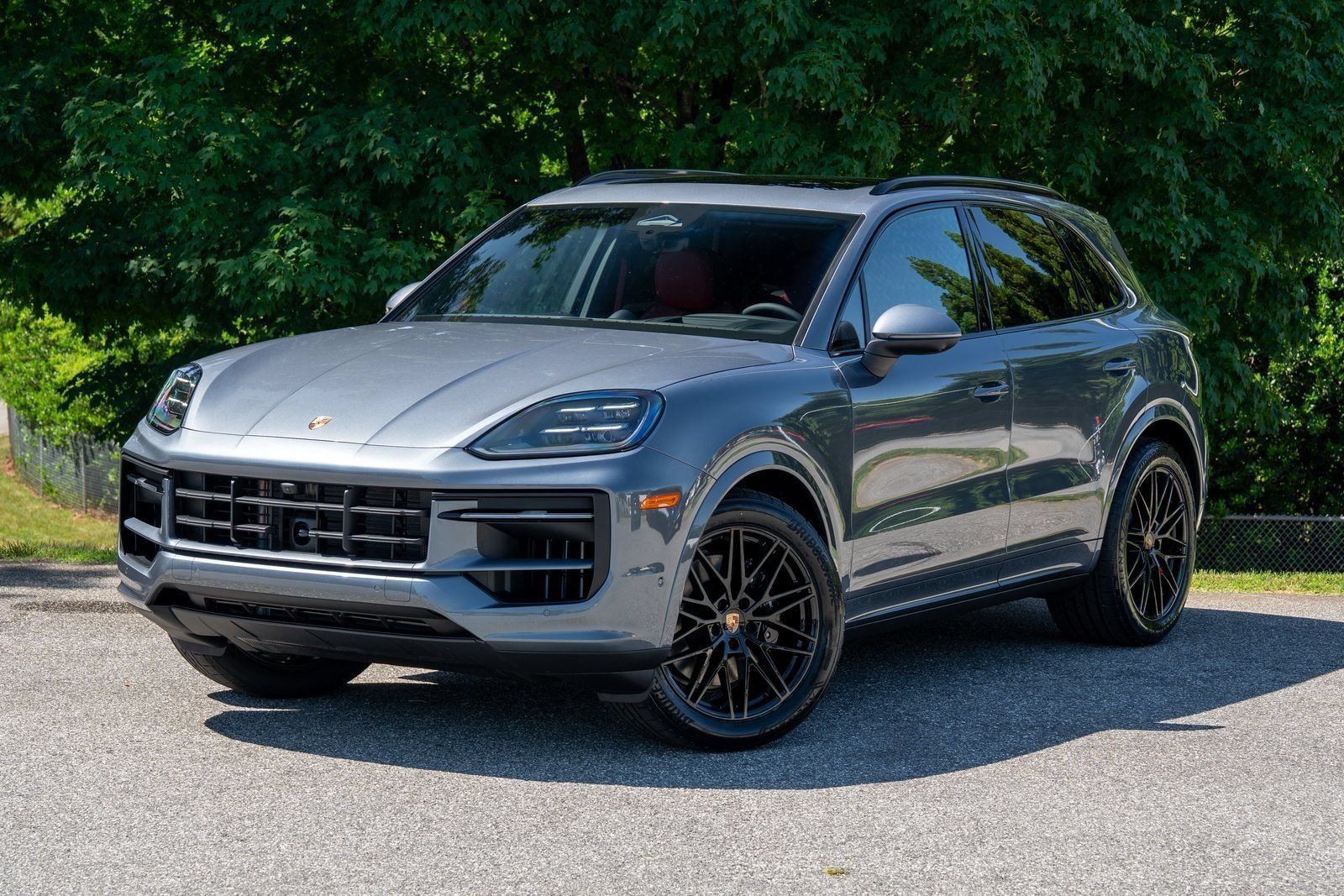 New 2026  Porsche Base image 2
