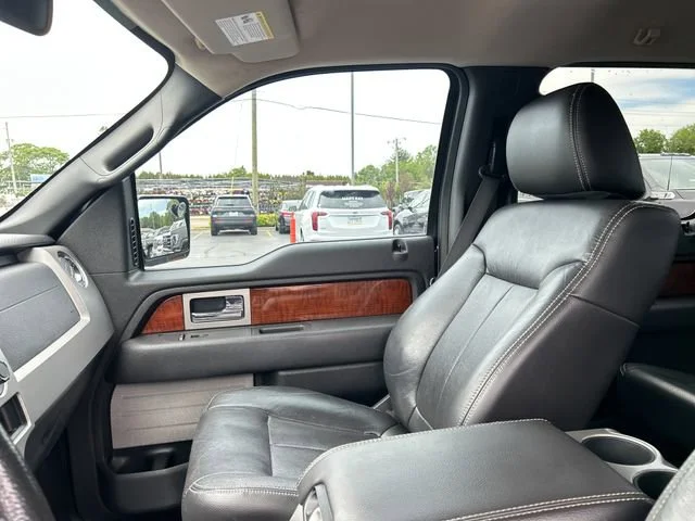 Used 2010  Ford XL image 28