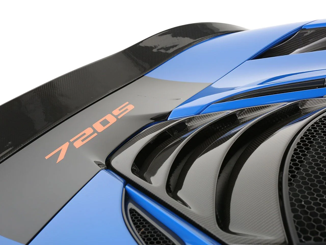 Used 2018 Blue McLaren Performance image 16