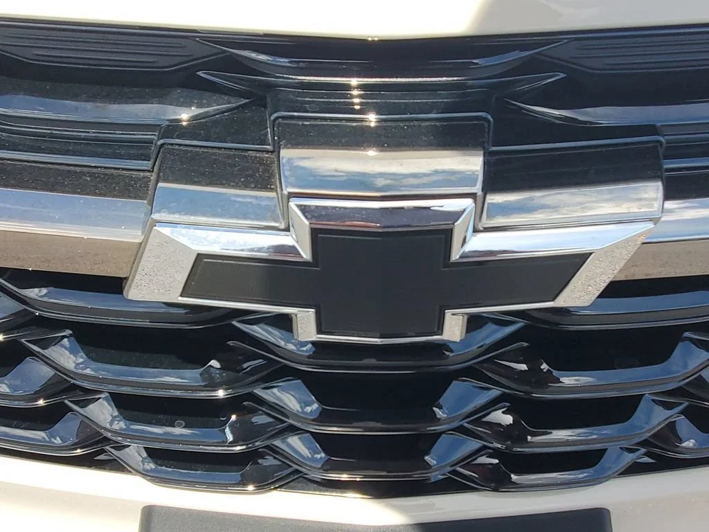 New 2026 White Sands Chevrolet 2RS image 31