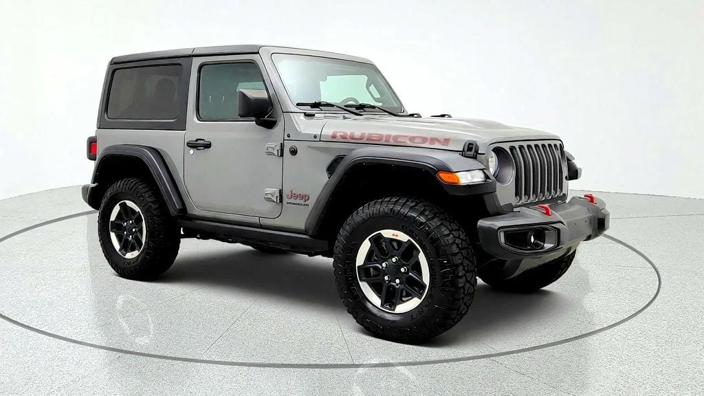 Used 2022 Sting-Gray Clearcoat Jeep Rubicon 4x4 w/ 8-Speed Auto & Black Wheels image 3