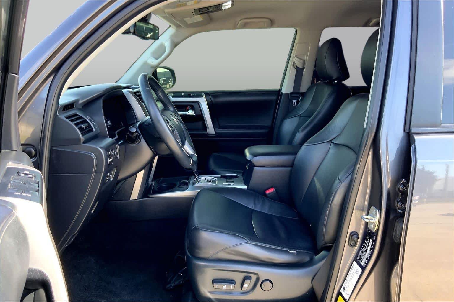 Used 2022 Magnetic Gray Metallic Toyota SR5 image 8