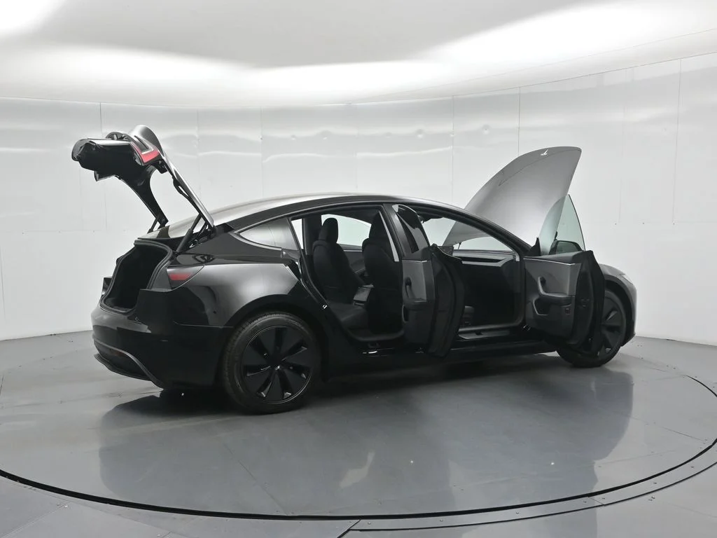 Used 2025 Tesla Model 3 Long Range with VIN 5YJ3E1EA9SF930487 for sale in Redlands, CA