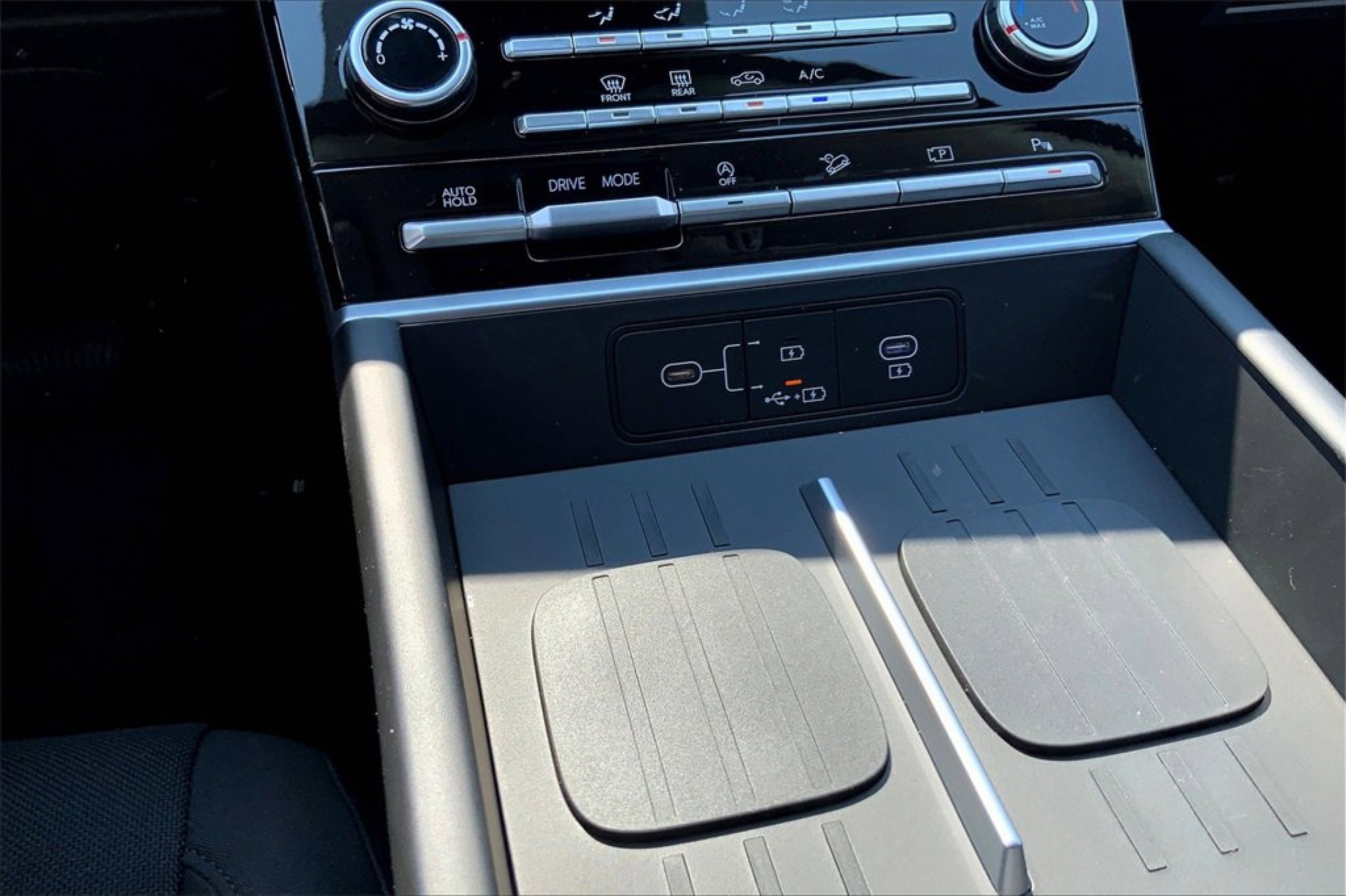 New 2026 Phantom Black Hyundai SE FWD image 27