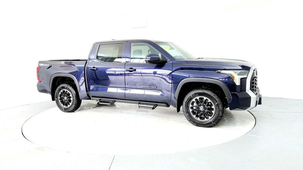 2026 Toyota Tundra SR5 - Photo 7