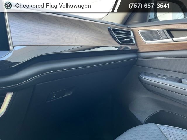 2026 Volkswagen Atlas SE - Photo 44