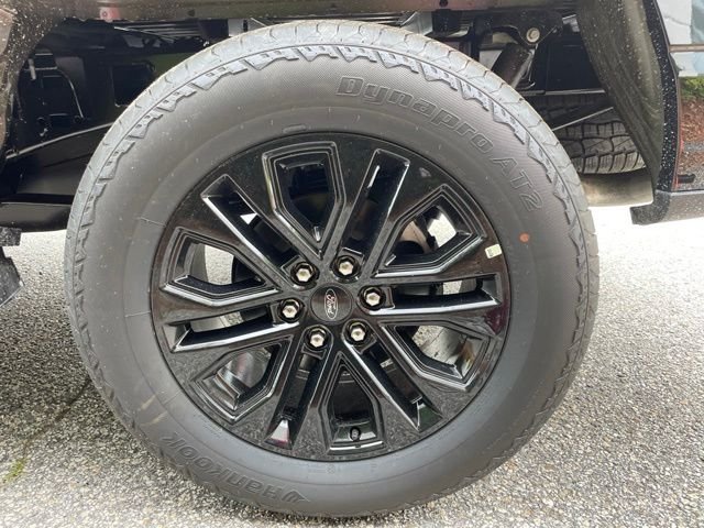 New 2026 AGATE BLACK Ford Lariat image 9