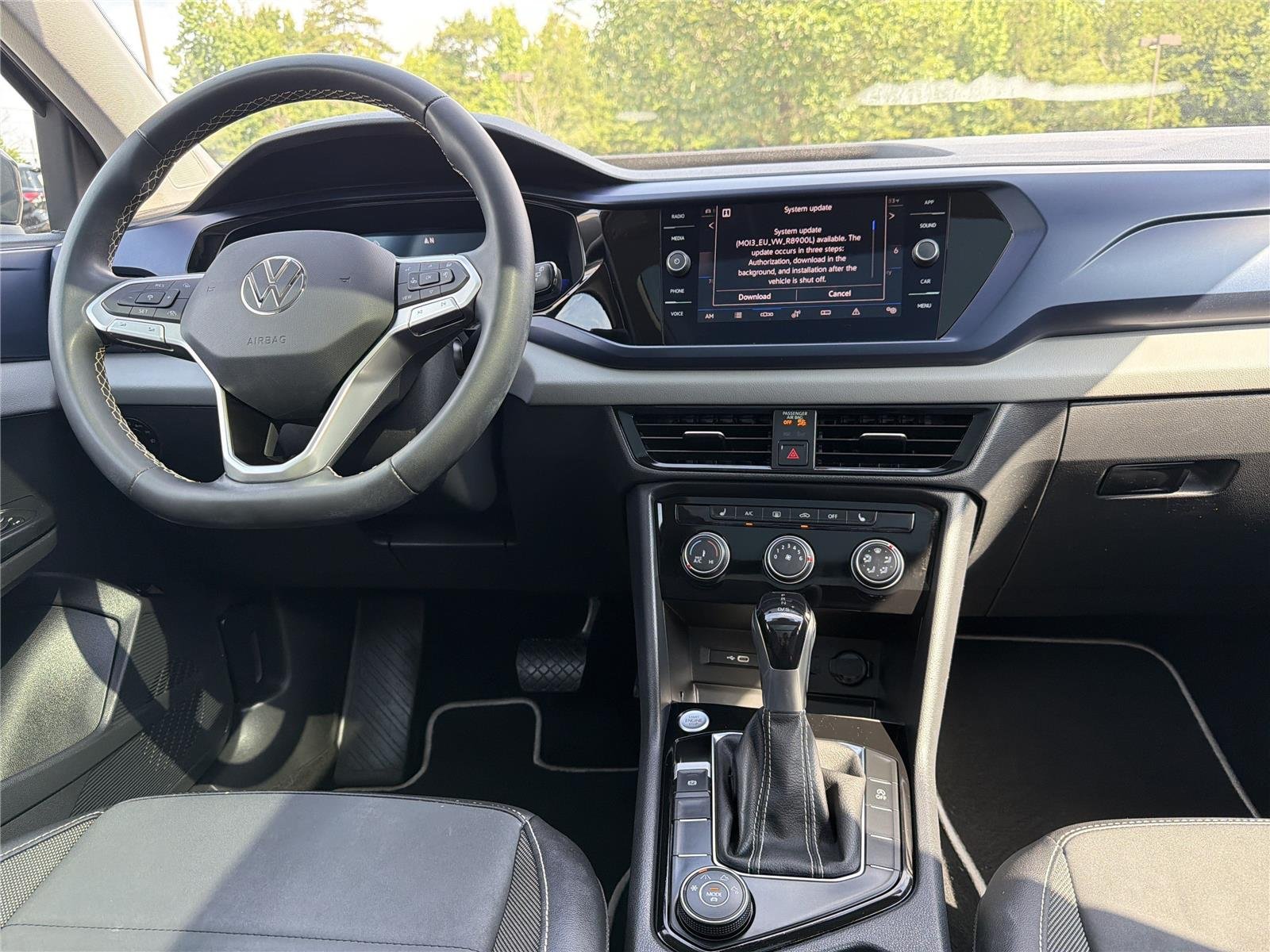 Used 2023 Pure Gray Volkswagen SE image 3