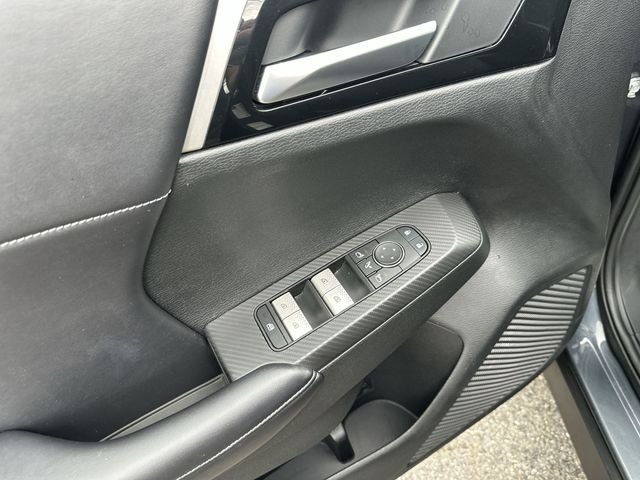 Used 2024 Graphite Gray Mitsubishi SE image 17