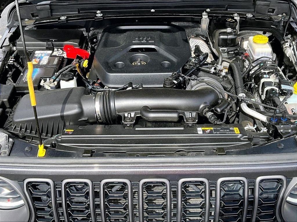 Used 2024 Gray Jeep Rubicon image 29